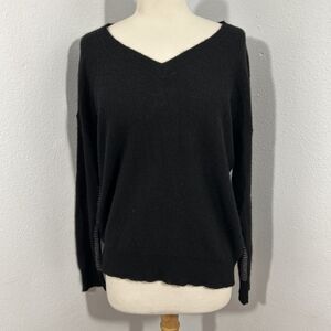 360 Cashmere Sweater Mens Small Black Gray V Neck Cashmere Pullover